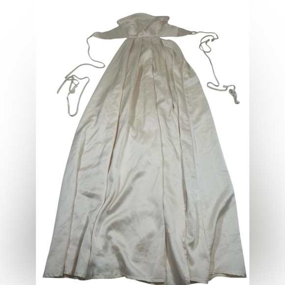 Hello Molly Elegant Cream Maxi Dress. Size XS. - Picture 3 of 10